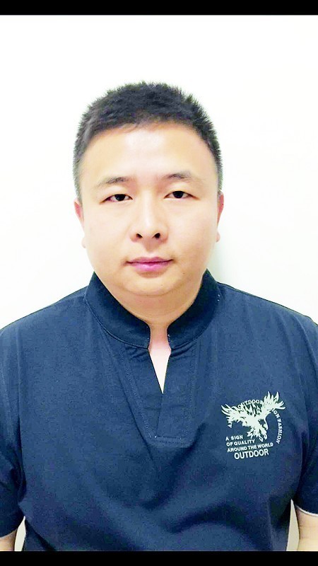 达人配资 好一场双向奔赴！你们来看海，我还你们一片“蓝色星瀑”
